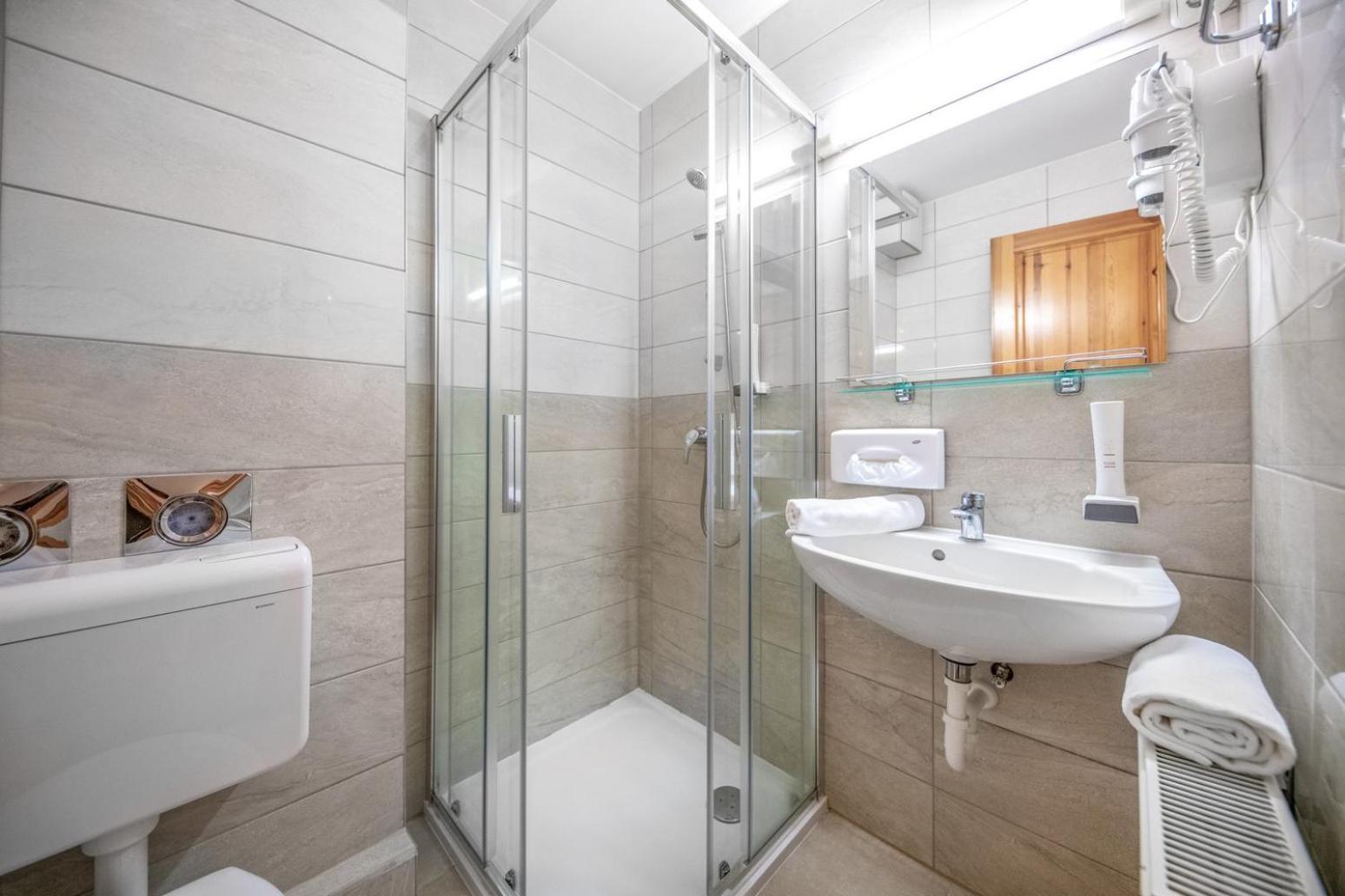 Corvin Hotel Budapest Residence Exteriör bild