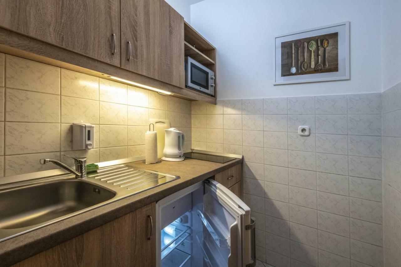 Corvin Hotel Budapest Residence Exteriör bild